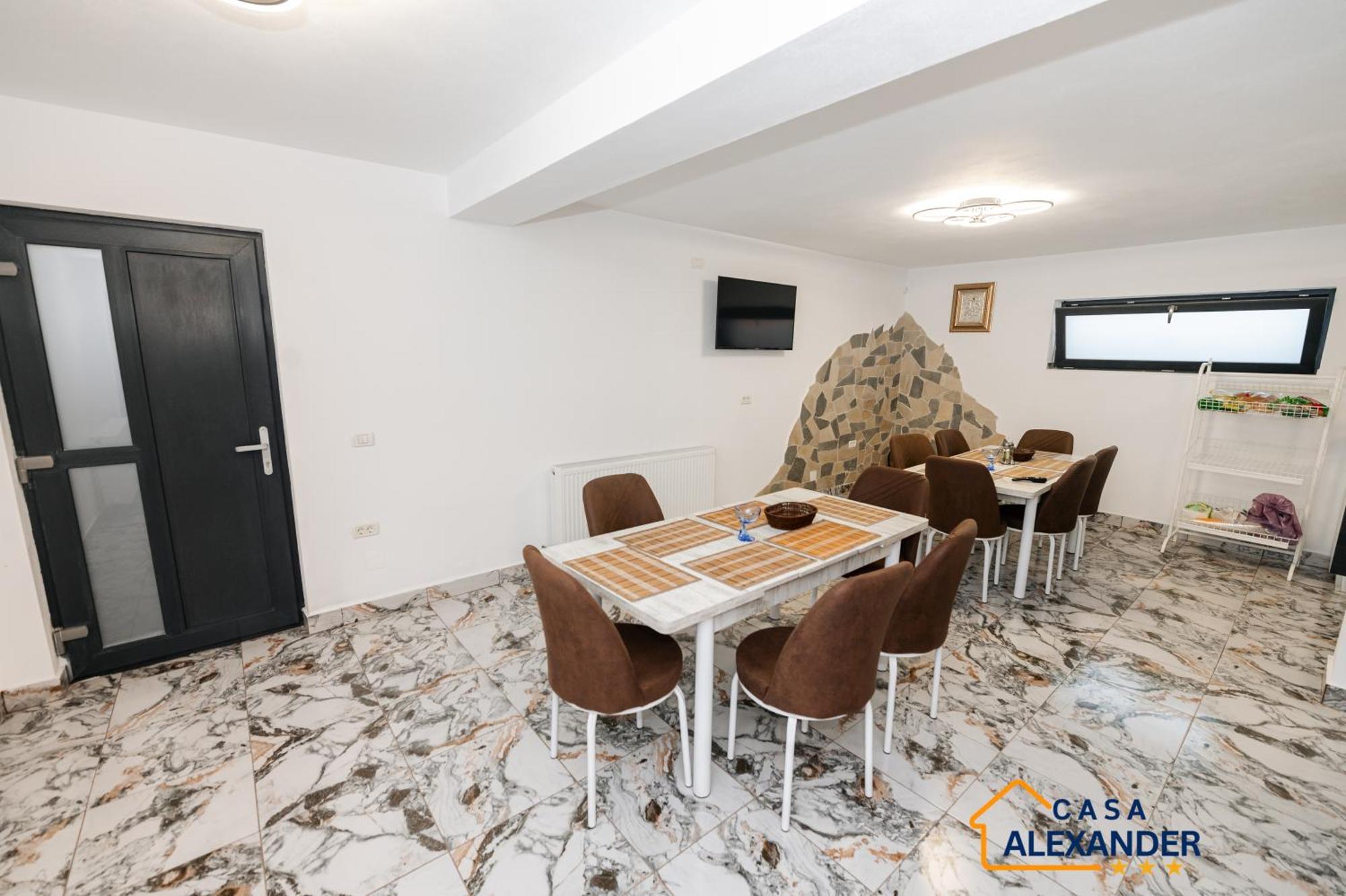 فندق Casa Alexander Călimăneşti المظهر الخارجي الصورة