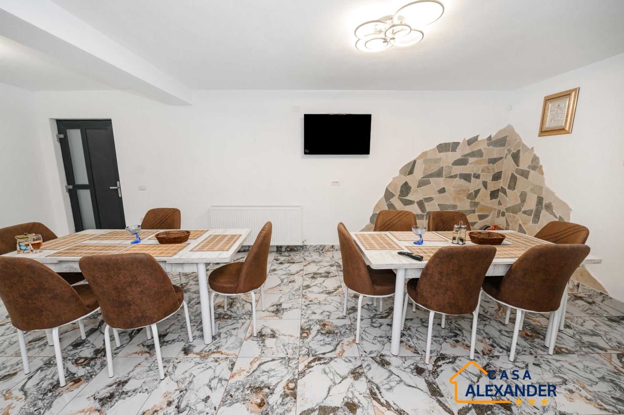 فندق Casa Alexander Călimăneşti المظهر الخارجي الصورة