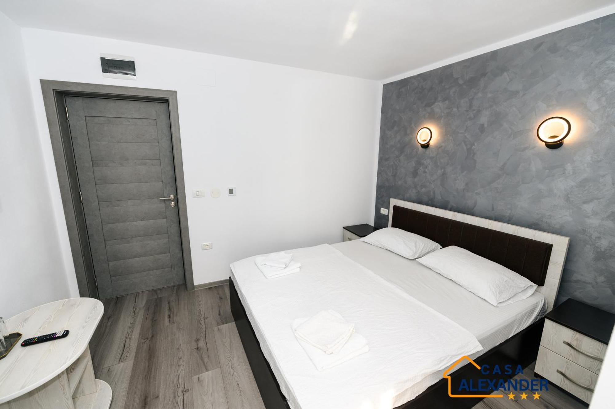 فندق Casa Alexander Călimăneşti المظهر الخارجي الصورة