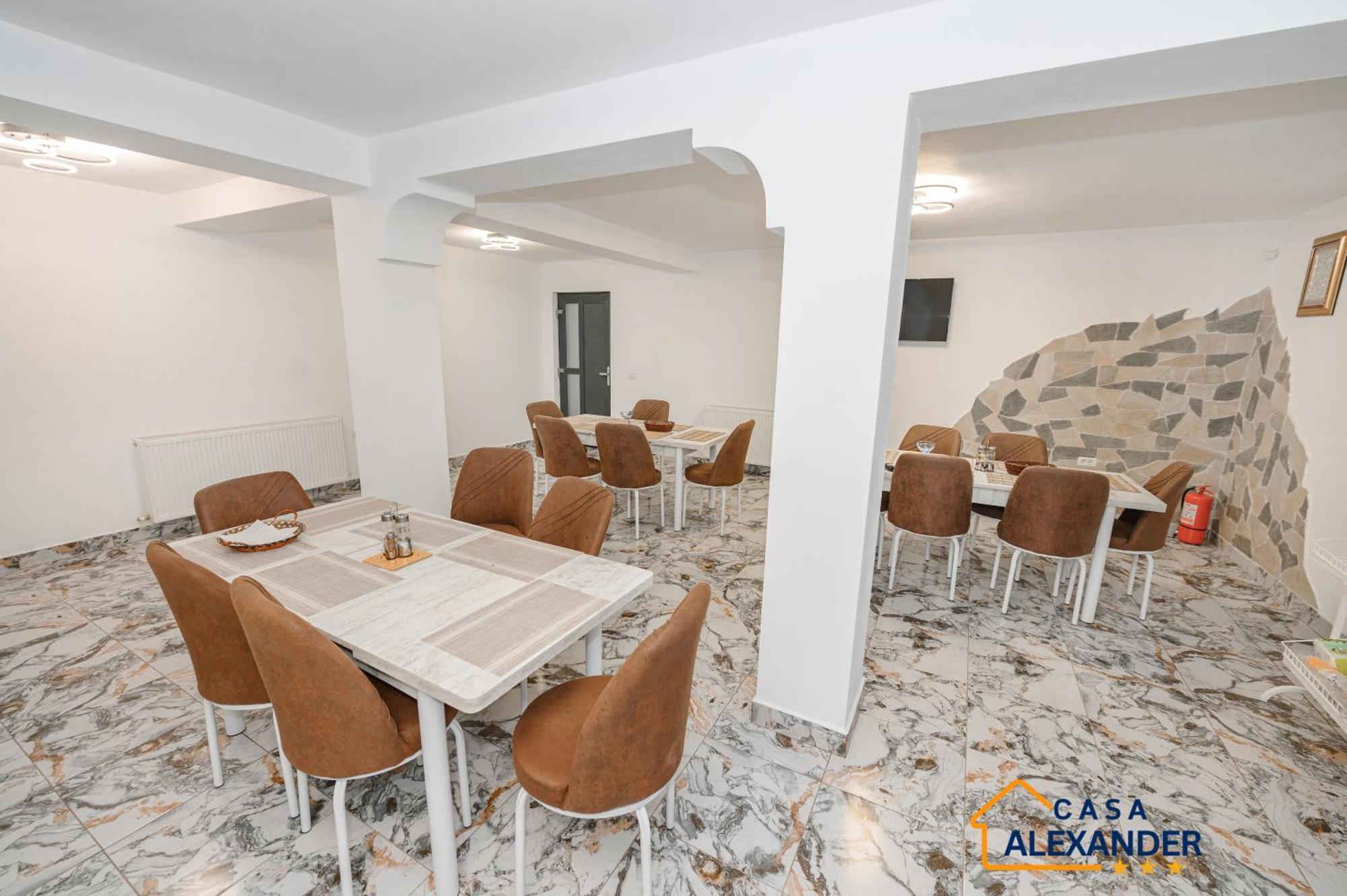 فندق Casa Alexander Călimăneşti المظهر الخارجي الصورة