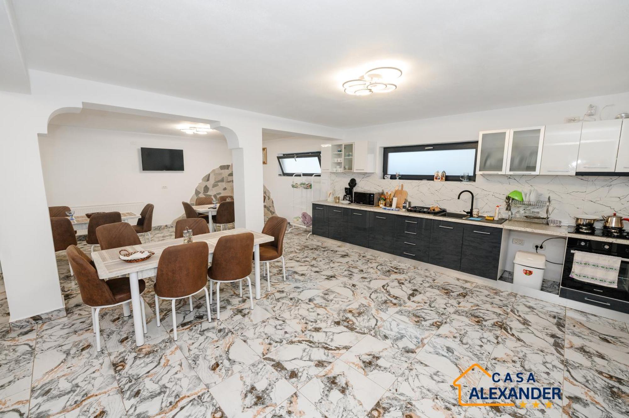 فندق Casa Alexander Călimăneşti المظهر الخارجي الصورة